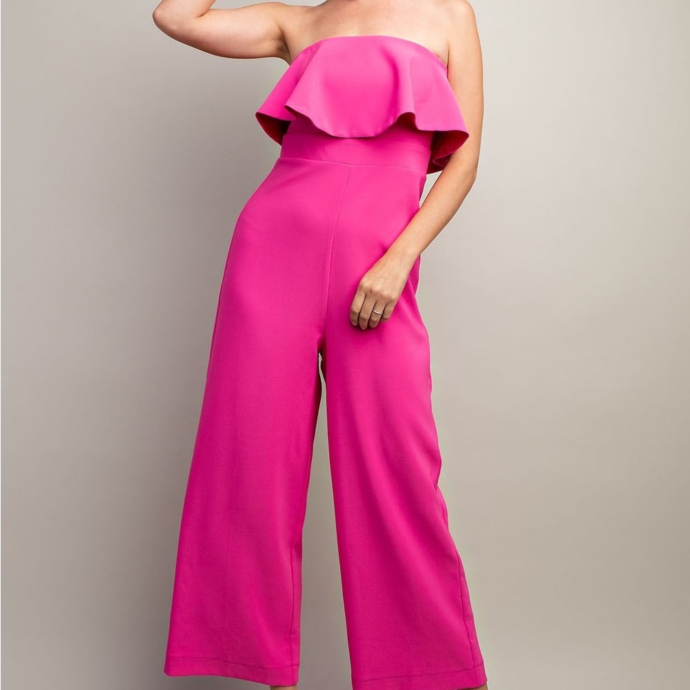NWT BEAUTIFUL PINK STRAPLESS ONE-OF-A-KIND JUMPSUIT